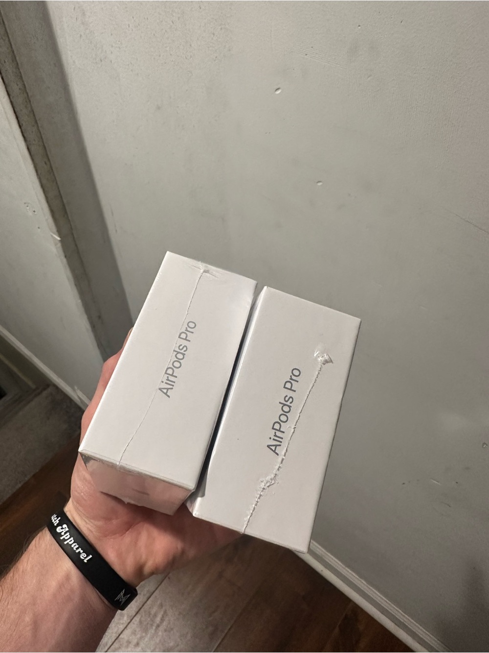 Air Pod Pro Gen 2 Bundle - Picture 6 of 7